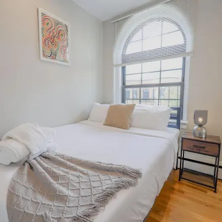 Light Filled In Back Bay Apartment