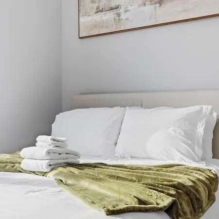Luxe 3bd Brighton Boston