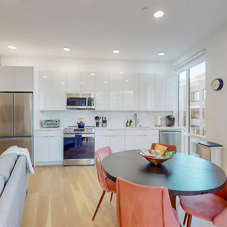 Apartment Luxury 2-bed At The Vera Rooftop Deck, Near Mbta Boston