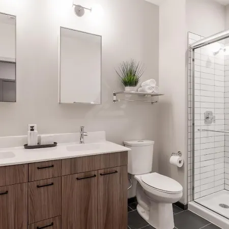 Elysian 4 Bedroom * Boston