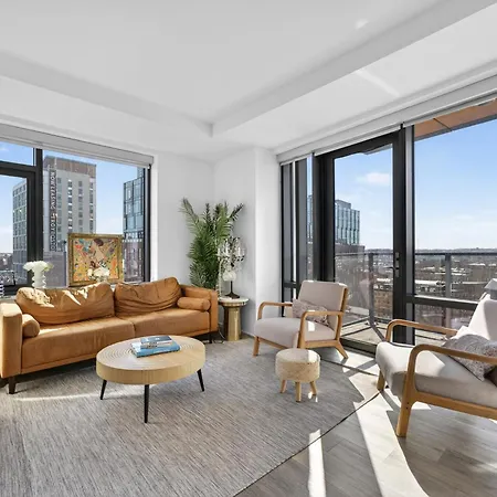 Modern 2br Prime Downtown Location * Boston