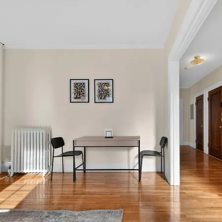 Charming 2br In * Boston