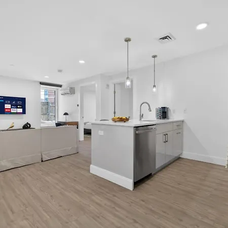 Luxury 2br In Near Harvard! Apartment *
