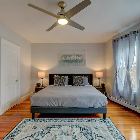 Spacious 2br Apartment *
