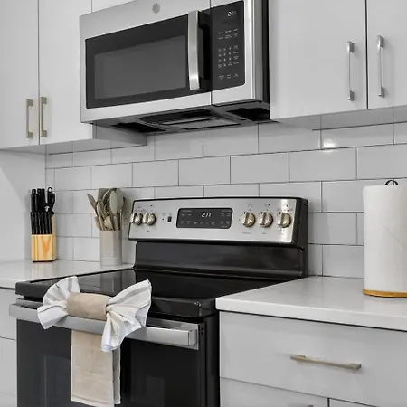 Apartment Luxe 3bd Allston