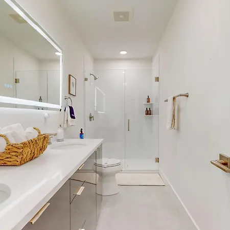 Apartment Luxury 2-bed At The Vera Rooftop Deck, Near Mbta