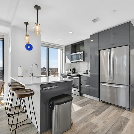 Modern 2br Prime Downtown Location Boston