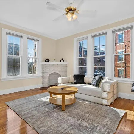 Apartment Charming 2br In Boston