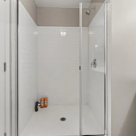 Apartment Beautiful Centrally Located 3 Bedroom
