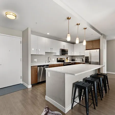 Apartment Beautiful Centrally Located 3 Bedroom