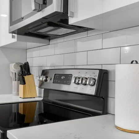 Luxury 2br In Near Harvard! * Boston