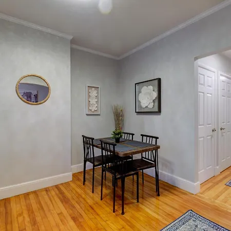 Apartment Spacious 2br *