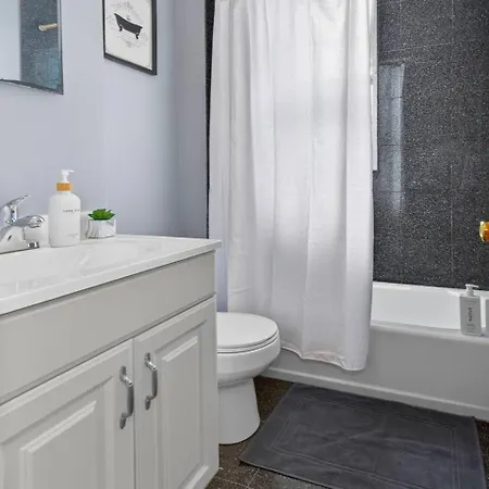 Charming 2br In * Boston
