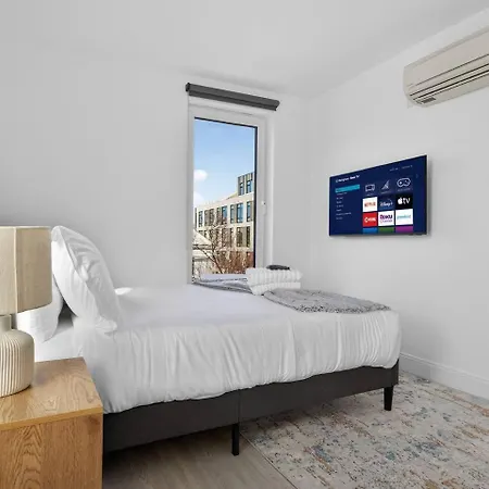 Apartment Luxe 3bd Allston *