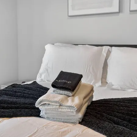 Luxe 3bd Brighton * Boston