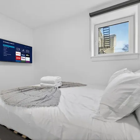 Apartment Luxury 2br In Near Harvard! *
