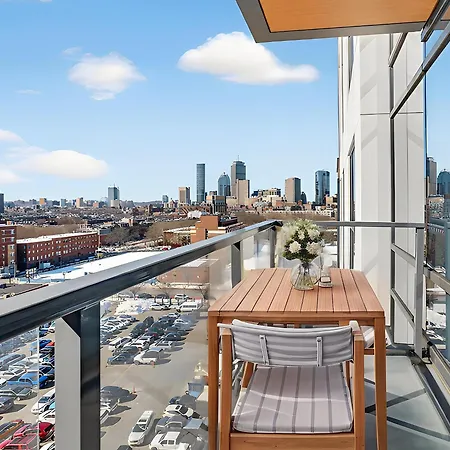 Modern 2br Prime Downtown Location Apartment Boston