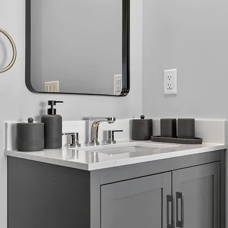 Apartment Luxe 3bd Brighton Boston