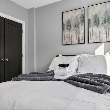 Luxe 3bd Brighton * Boston