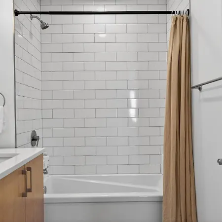 Apartment Luxe 3bd Allston Boston