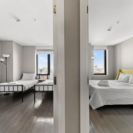 Beautiful Centrally Located 3 Bedroom Boston