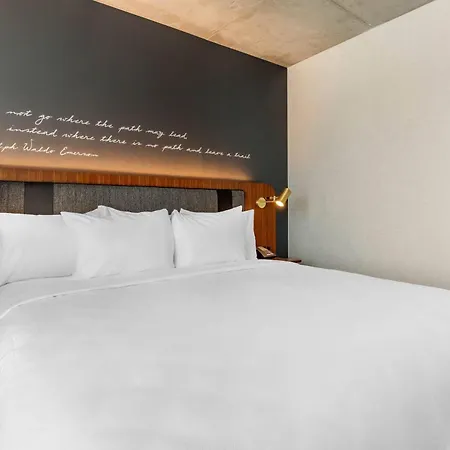 Cambria Downtown - Seaport 4* Boston