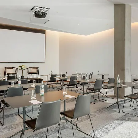Cambria Downtown - Seaport 4* Boston
