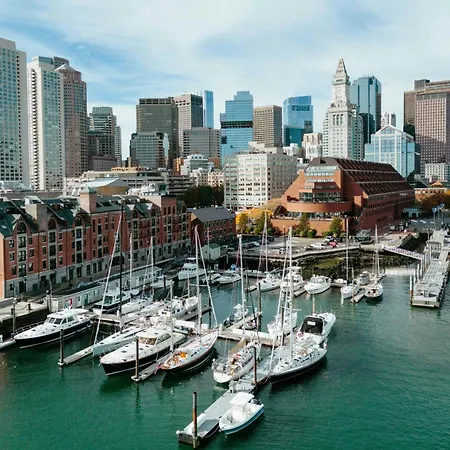 Marriott Long Wharf 4*