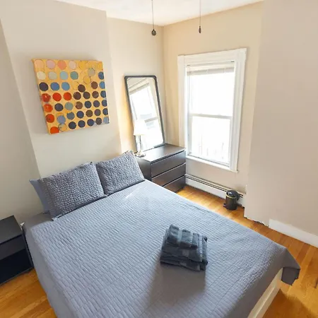 Landing Apartment