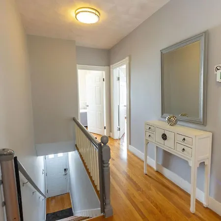 Apartment Landing *
