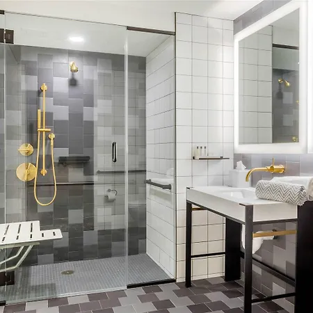 Cambria Downtown - Seaport 4* Boston