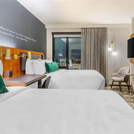 Cambria Downtown - Seaport 4* Boston