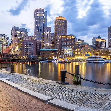 Hotel Cambria Downtown - Seaport