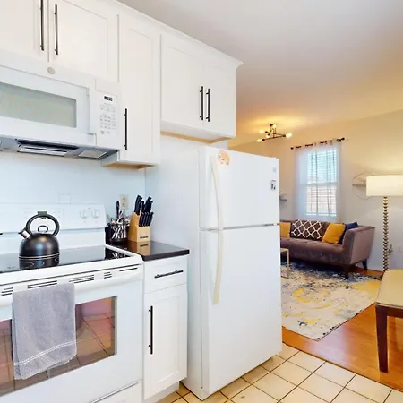 Apartment South End,2 Bed, In Unit Lau,cen Air, Northeastern