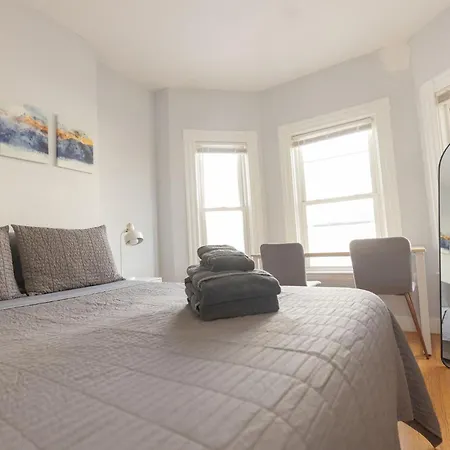 Your Base, Cozy 2br