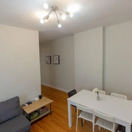 Apartment Your Base, Cozy 2br