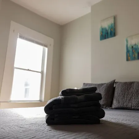 Spacious Retreat, 3br