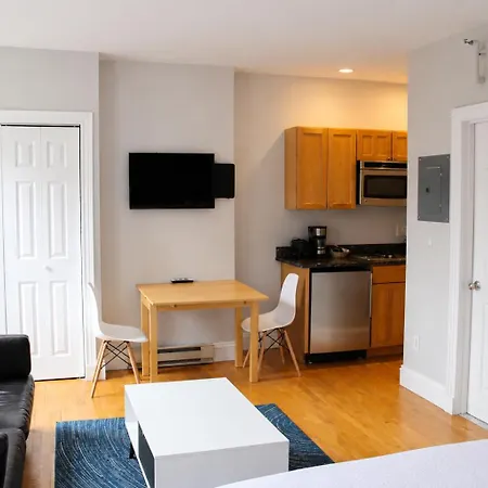 Charming In Brownstone, #6 Apartment *