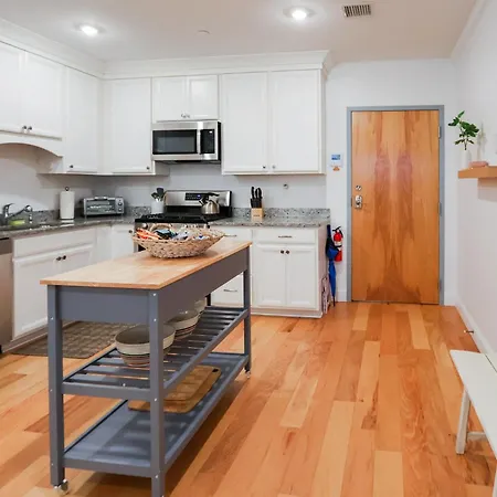 2br2ba South End Gem Steps To Northeastern Apartment *