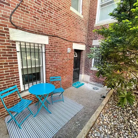 Renovated Studio, Near Hospitals, Mbta * Boston