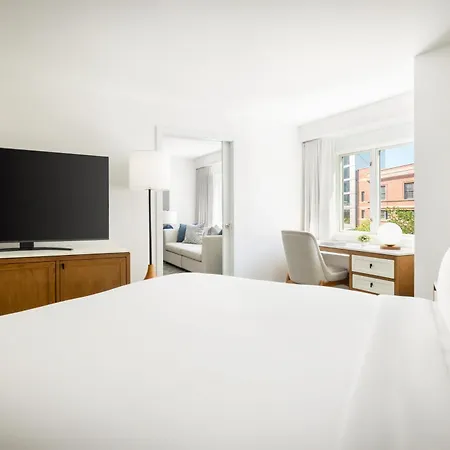 Hilton Back Bay 3* Boston