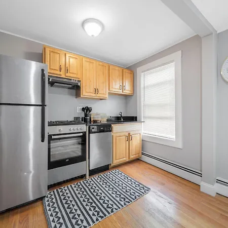 Apartment Cozy Private Room Near Red Line & Old Harbor Beach Boston
