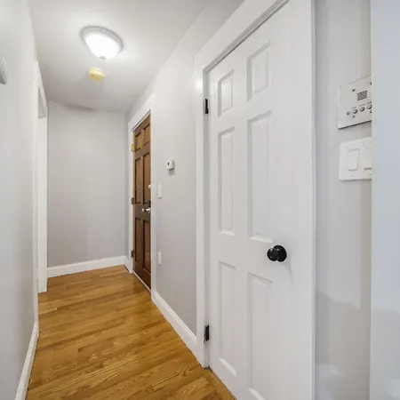 Apartment Southie Living By Seaport, Red Line, Beach & Bars Boston