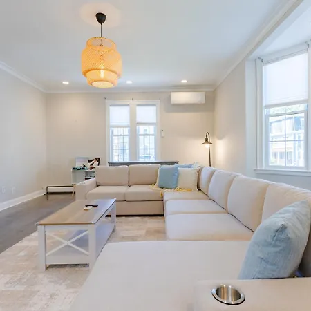 Spacious 5br Near Fenway Parking * Boston