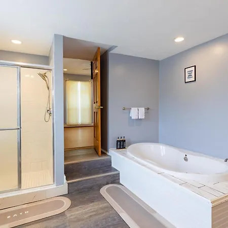 Spacious 5br Near Fenway Parking Holiday home Boston