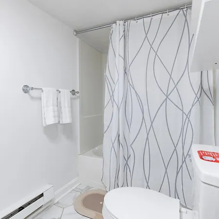 Spacious 5br Near Fenway Parking Holiday home