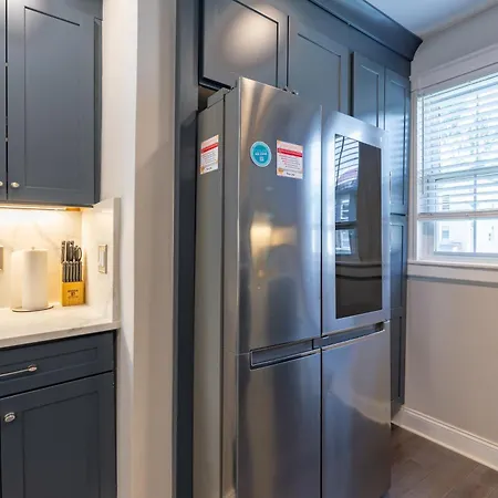 Holiday home Spacious 5br Near Fenway Parking