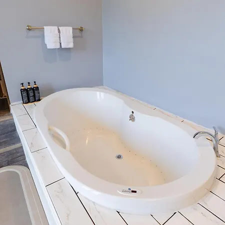 Holiday home Spacious 5br Near Fenway Parking Boston