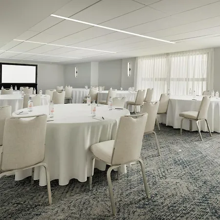 Hilton Back Bay 3* Boston