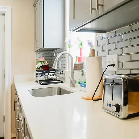 Apartment Family-Friendly 4Br Boston Stay Near Franklin Park, Free Parking, Near Mtba 233-3 *